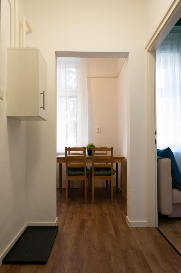 Silentium City Apartman Шарвар Екстер'єр фото